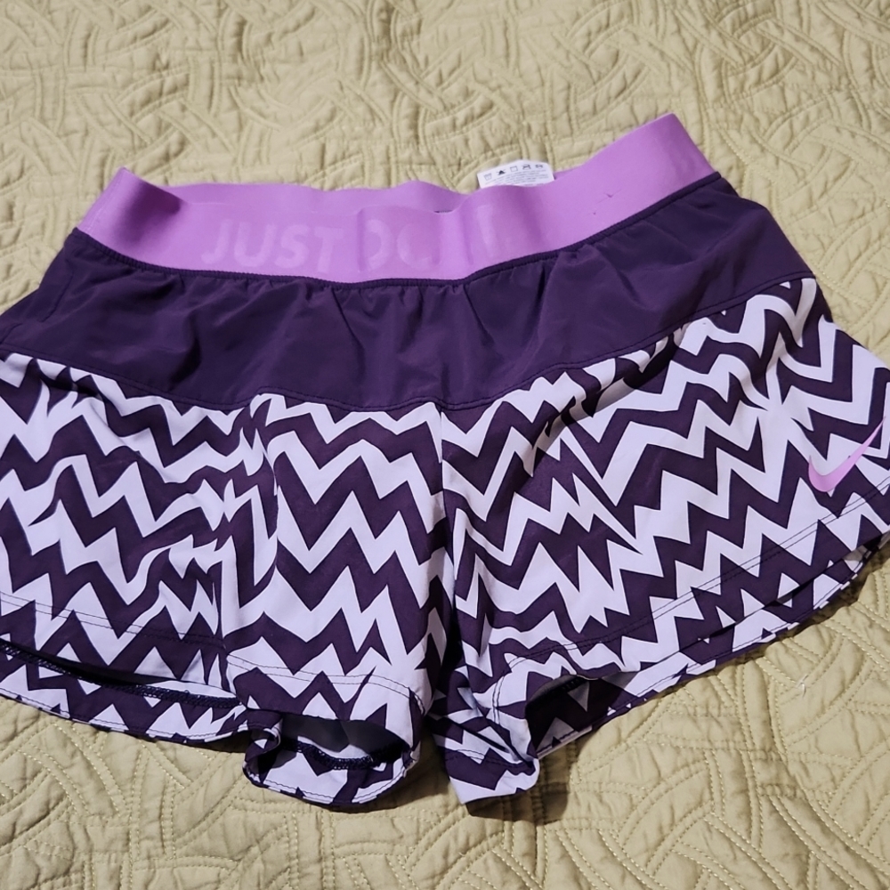 Nike short